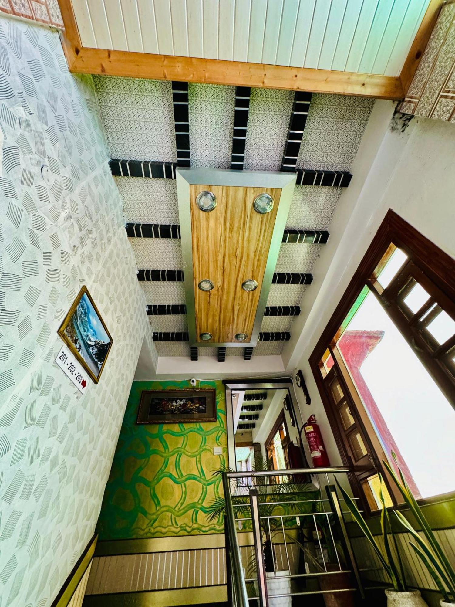 Hotel Apple Regency Shimla Exterior foto