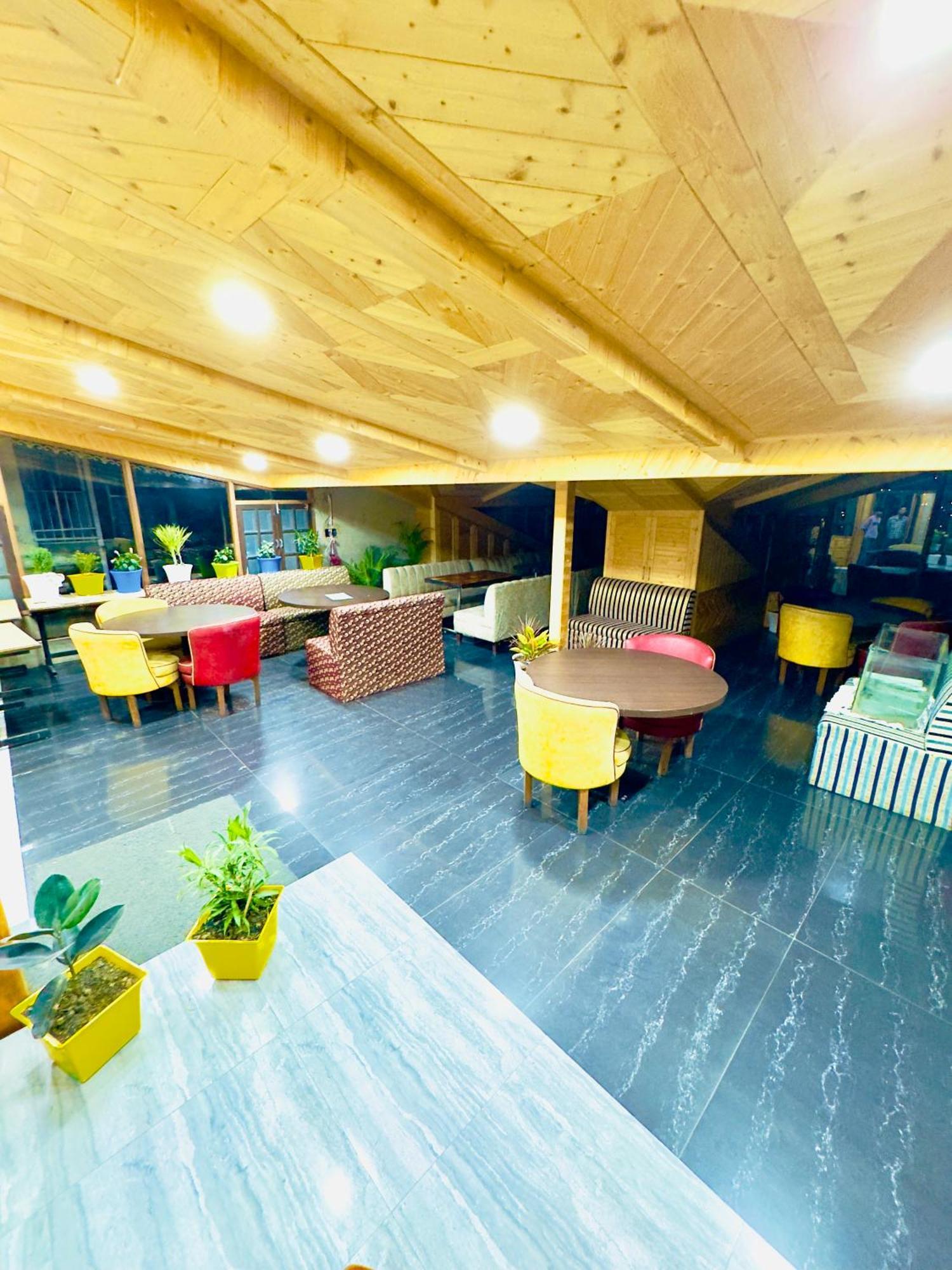 Hotel Apple Regency Shimla Exterior foto